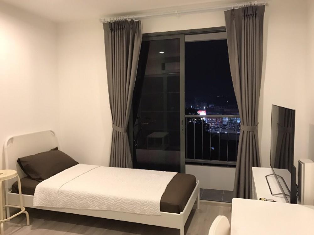 For SaleCondoPinklao, Charansanitwong : 🔥 Selling at a loss, very cheap 🔥 Ideo Mobi Charan Interchange ⚡ next to Mrt Bang Khun Non ⚡ 9th floor ⚡ Fully furnished, furniture + electrical appliances, ready to move in.