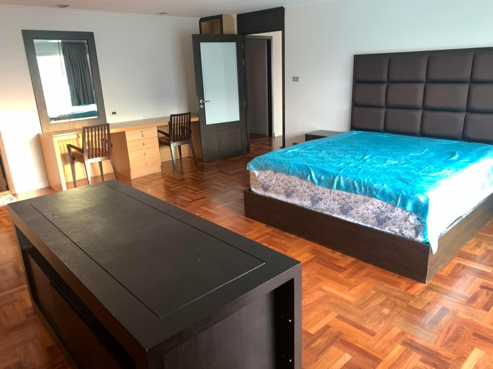 For RentTownhouseSapankwai,Jatujak : 13649🚩 2 large bedrooms 🔥🔥 For Rent Green Peace Mansion 🔥🔥