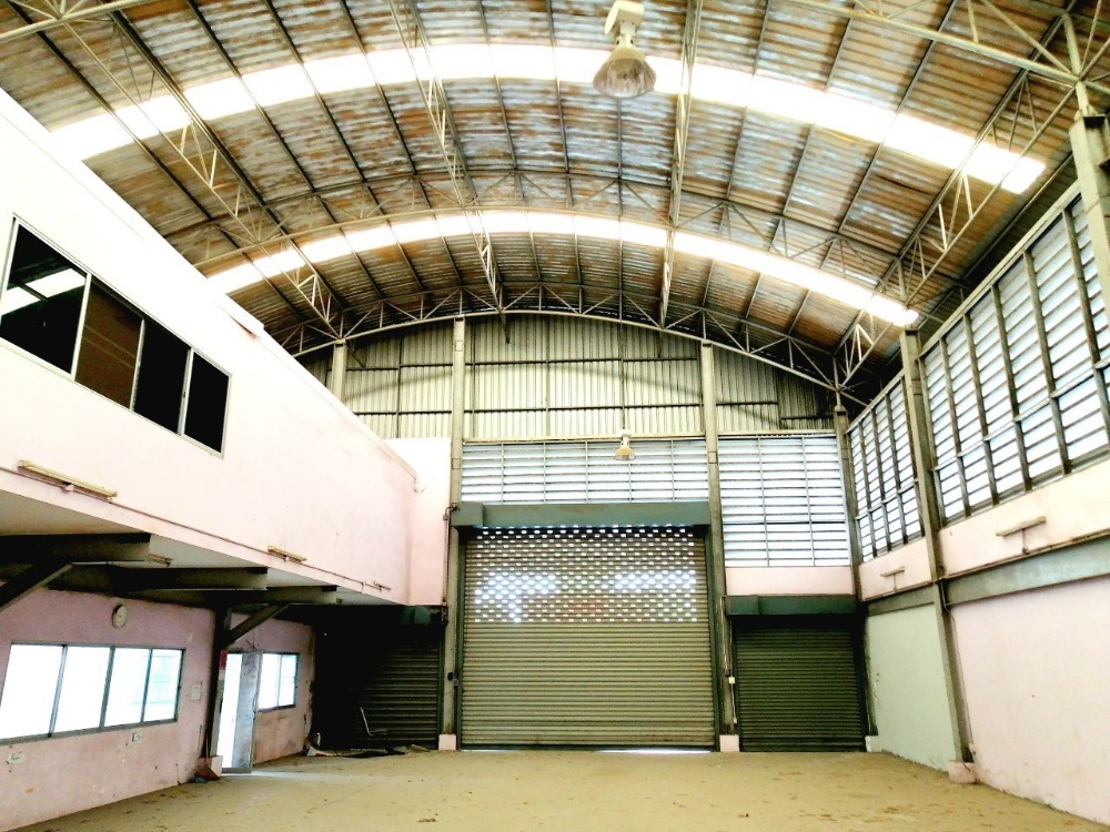 For RentWarehouseSamut Prakan,Samrong : For RENT Bangplee Warehouse with Office Next to Bangpoo Inn 2 Near Sriwaree Noi Temple, Bangna-Trad km.18 Area 2 rai 1 ngan Usable Area 2,160 sqm Suitable for Fashion Products, Automotive