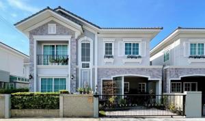 For SaleHouseNawamin, Ramindra : BS493 Urgent sale, semi-detached house. It is a detached house style Golden Neo Ramintra-Wongwaen. Ramintra area, Watcharaphon, Saimai, Hatairat, Nawamin, Fashion Island, Sukhapiban 5