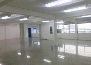 For RentOfficePattanakan, Srinakarin : For Rent Office for rent, floors 3-6, area from 70 square meters to 280 square meters, 6-storey office building on Srinakarin Road, very good location.