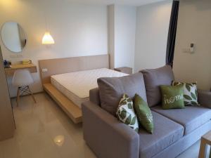 For RentCondoSukhumvit, Asoke, Thonglor : Beautiful new condo at the entrance of Soi Thonglor 21 Can raise animals, available for rent, price 18,000