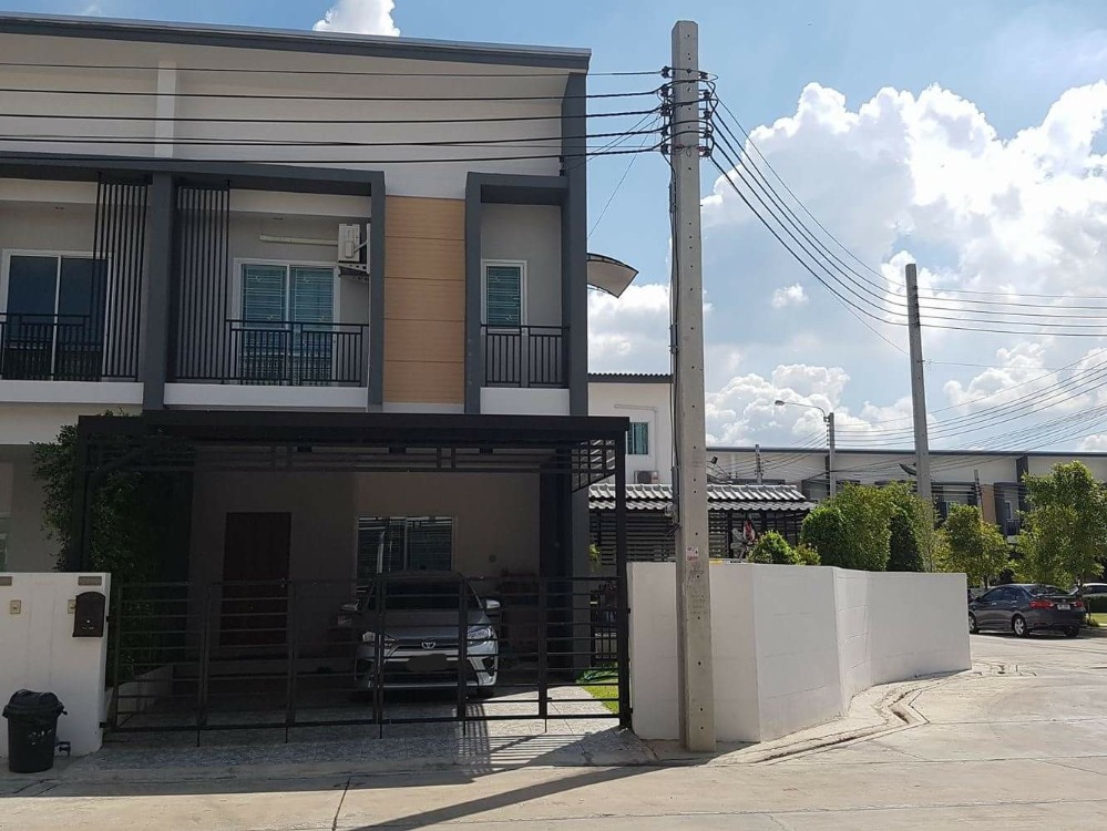 For SaleTownhouseVipawadee, Don Mueang, Lak Si : Townhouse for sale in Don Mueang area, behind the corner, 52.2 sq m, fully furnished.