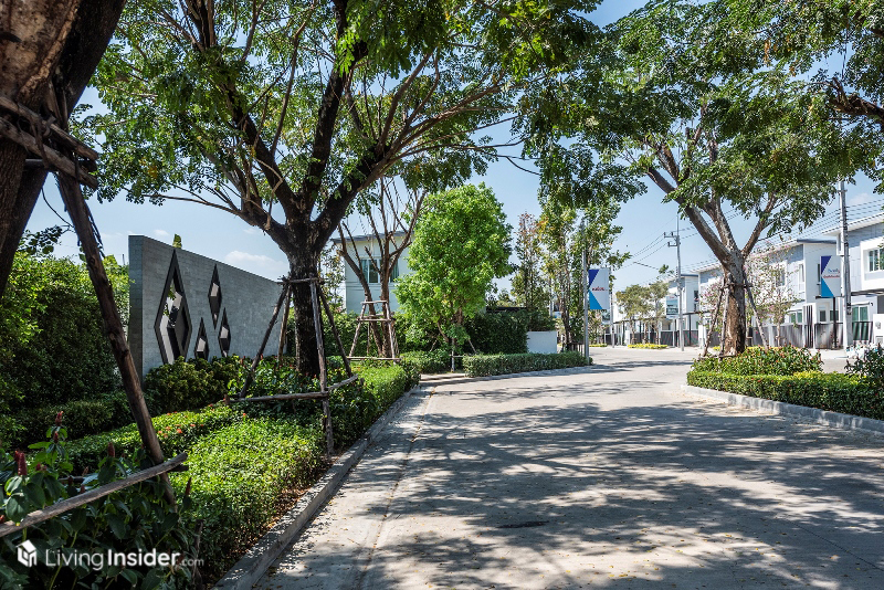 Blessity Park (เบล็สซิตี้ พาร์ค) รังสิต - คลอง 3 ทาวน์โฮม บ้านแฝด ฟังก์ชั่นบ้านเดี่ยว เริ่มต้นเพียง 2 ล้านกว่าบาท! ตาลุกวาวเลยแบบนี้ บอกเลยว่า ใครมาช้า อาจหมดครับ