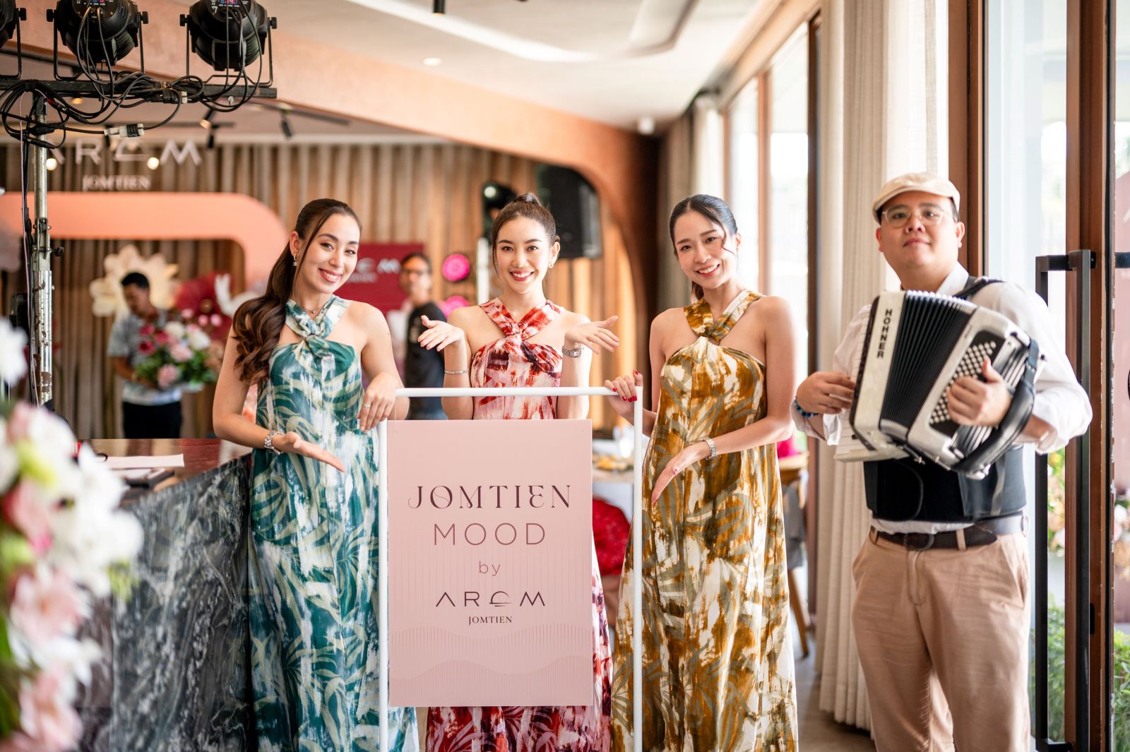 โครงการ “Arom Jomtien” จัดงาน “Jomtien Mood by Arom”  ขอบคุณลูกค้า พร้อมฉลองความสำเร็จยอดขาย 70%