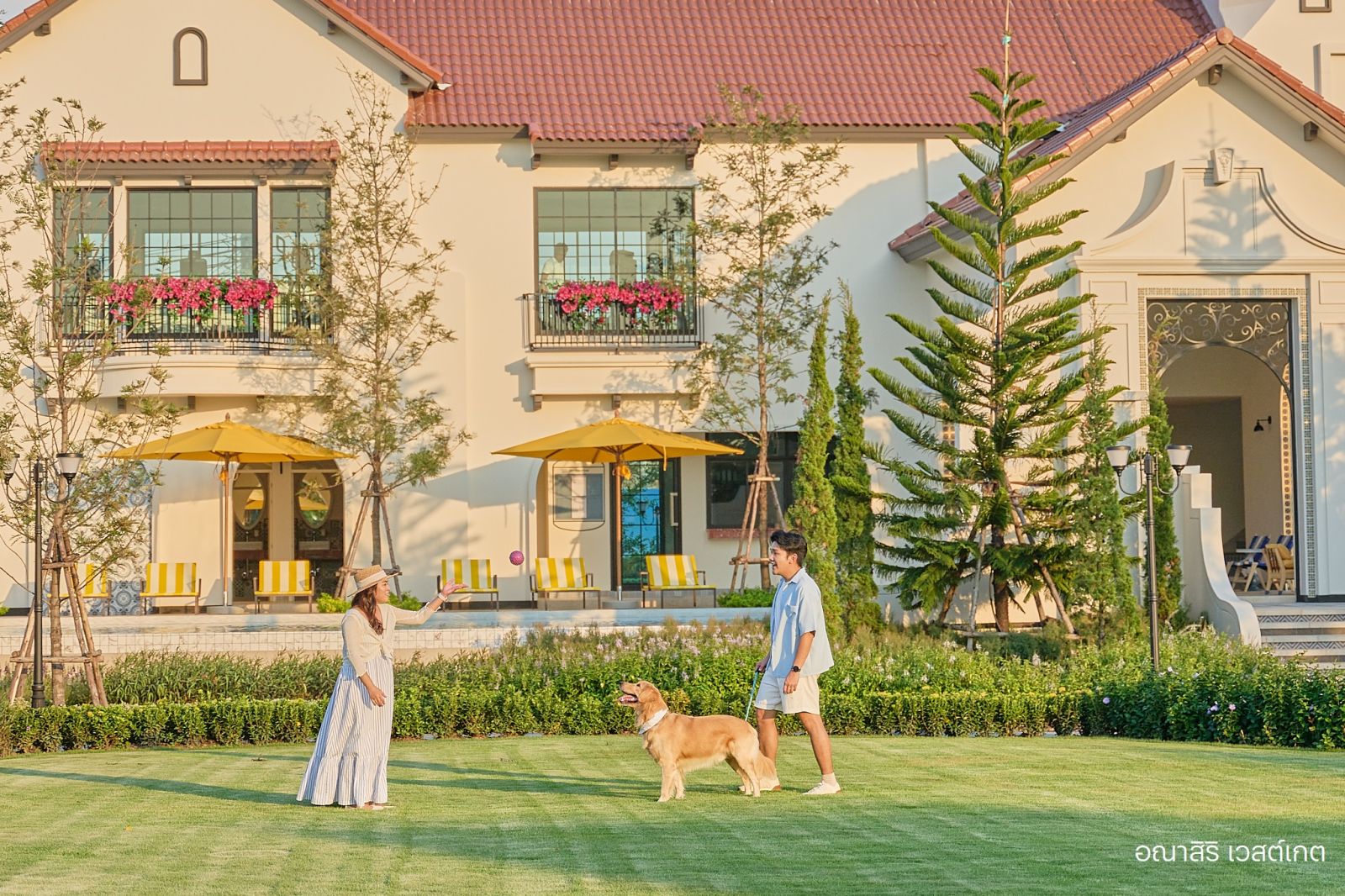 แสนสิริ รุกโมเดล Sansiri Community ปั้น “เวสต์เกต คอมมูนิตี้” บนพื้นที่ 215 ไร่ ล่าสุดสร้างสีสันจัดงาน Sansiri Woof Fun Run สี่ขาพาวิ่งที่เวสต์เกต พร้อมเปิด ‘อณาสิริ เวสต์เกต’ และ ‘สราญสิริ เวสต์เกต’ มูลค่ารวม 3,500 ล้านบาท