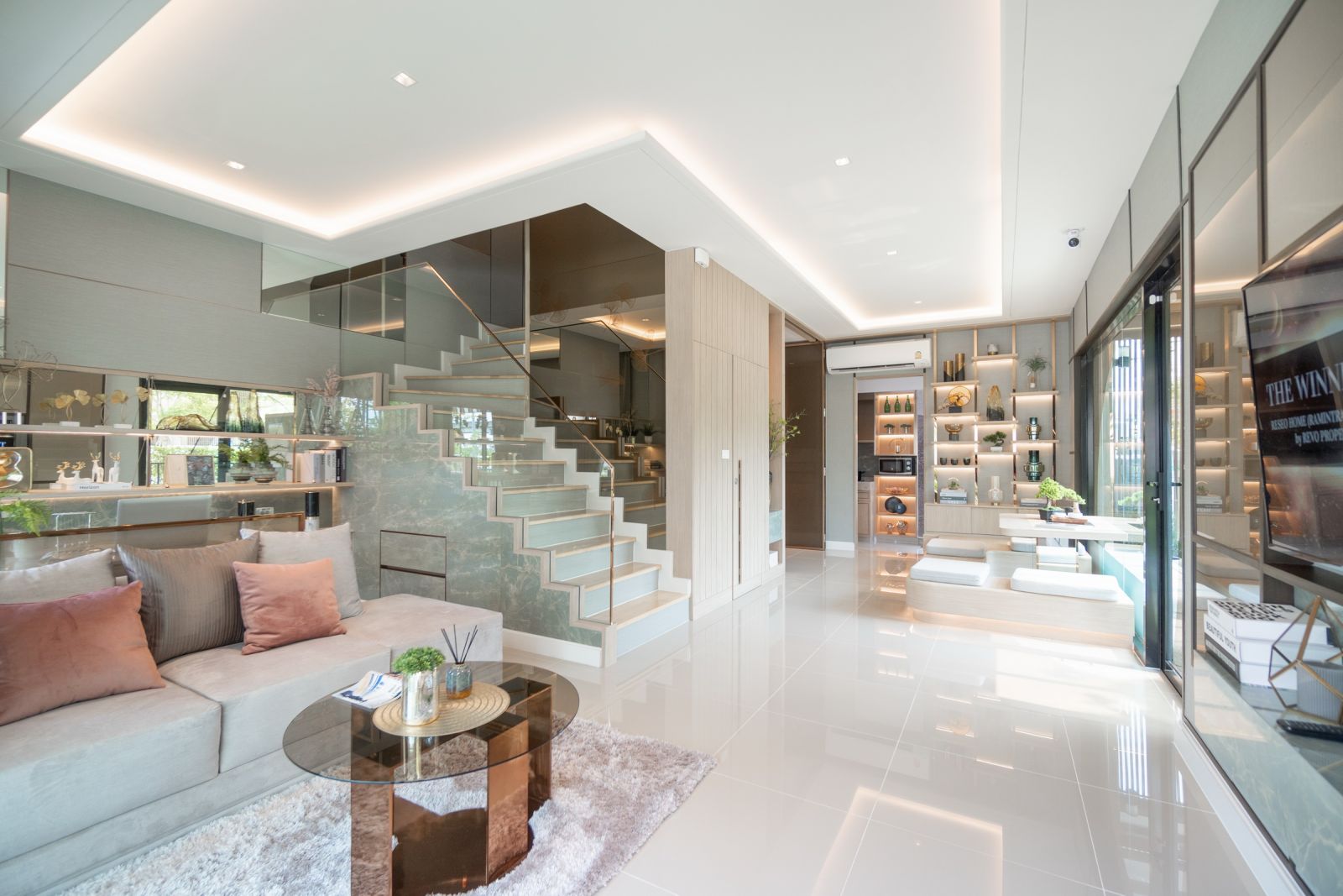รีโว กรุ๊ป ขานรับมาตรการกระตุ้นอสังหาฯ นำบ้านพร้อมอยู่พร้อมโอน 3 โครงการ จัดโปรโมชันราคาพิเศษ