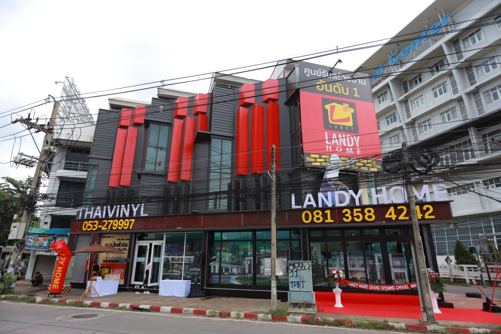 “แลนดี้ โฮม” บุกตลาดภาคเหนือ เปิดศูนย์รับสร้างบ้านที่เชียงใหม่ ชูนวัตกรรมสร้างบ้านปลอดฝุ่น PM2.5 ตั้งเป้ายอดขาย 100 ล้าน ในปี 67