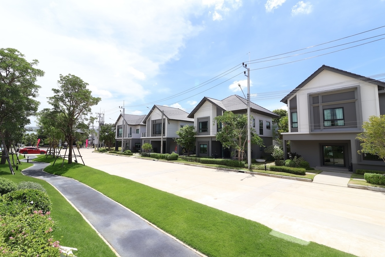 บริทาเนีย ราชพฤกษ์ 345 บ้านเดี่ยว-บ้านแฝดสไตล์อังกฤษ มีความเป็นส่วนตัวสูงเพียง 111 ยูนิต พร้อมพื้นที่ส่วนกลาง 1 ไร่ เริ่มต้น 4.89 ล้านบาท