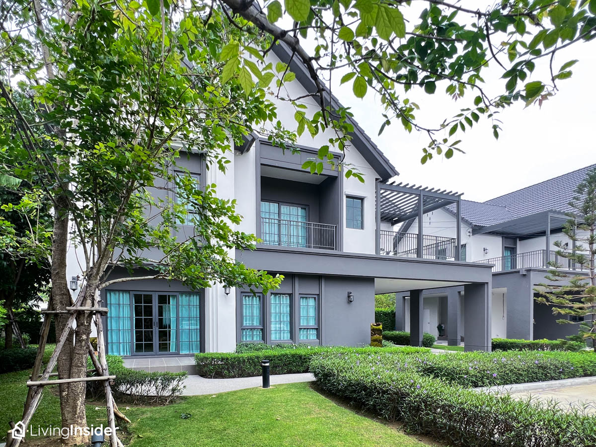 CENTRO รัตนาธิเบศร์ 2 บ้านเดี่ยวพร้อมอยู่ ดีไซน์ใหม่สไตล์อังกฤษ สวยเนี๊ยบตั้งแต่เบื้องหน้า สู่เบื้องหลังที่เพียบพร้อมด้วยคุณภาพ สร้างคุณค่าที่ยั่งยืนและมั่นคง