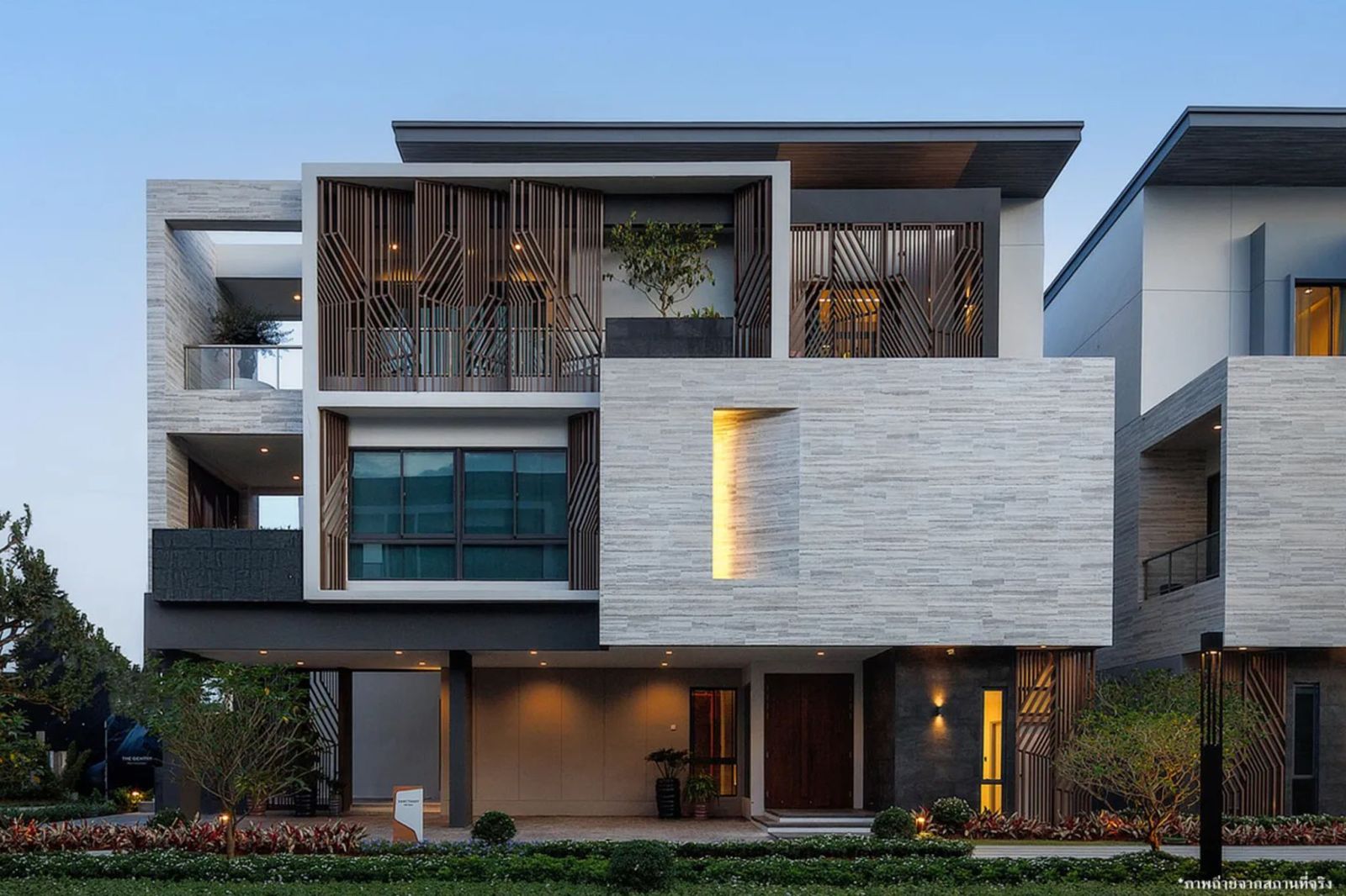 รามอินทรามาแรง! ราคาที่ดิน 250,000 บาท/ตร.ว.* พร้อมจับตา 7 โครงการจาก SC Asset โอกาสทองสำหรับอยู่อาศัยและลงทุน