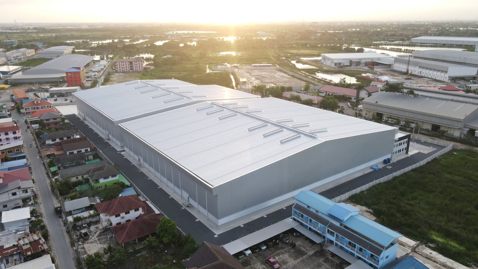 SCX Corporation เผย ยอดเช่าคลังสินค้าครึ่งปีแรก 110,000 ตร.ม. เดินหน้าสู่เป้าทั้งปี 150,000 ตร.ม. พร้อมเตรียมตั้งกอง REIT ภายในปีหน้า