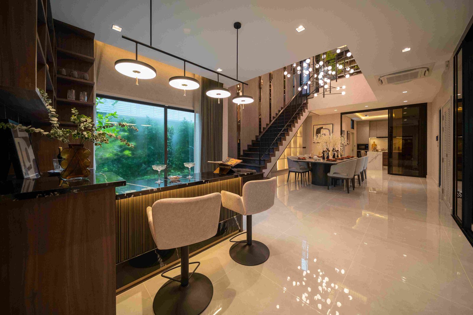 SC Asset ผู้นำแบรนด์บ้านหรู เผยโฉม “บางกอก บูเลอวาร์ด วิภาวดี–พหลฯ 2”  บ้านหรูนิวซีรีส์ “Pause Series” ครั้งแรกกับดีไซน์ที่เปลี่ยนไป มาพร้อมฟังก์ชั่นใหม่บ้านเพดานสูง  เริ่ม 13.59 ล้านบาท เปิดจอง 22 - 23 พ.ย.นี้