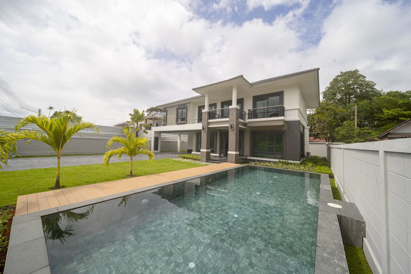 ศุภาลัย บุกเกาะสมุยครั้งแรก เผยโฉม “ไพร์ม วิลล่า สมุย” พูลวิลล่าหรู 2 ชั้น เอกสิทธิ์เพียง 8 หลัง ใกล้หาดลิปะน้อย เริ่ม 17.59 ล้านบาท