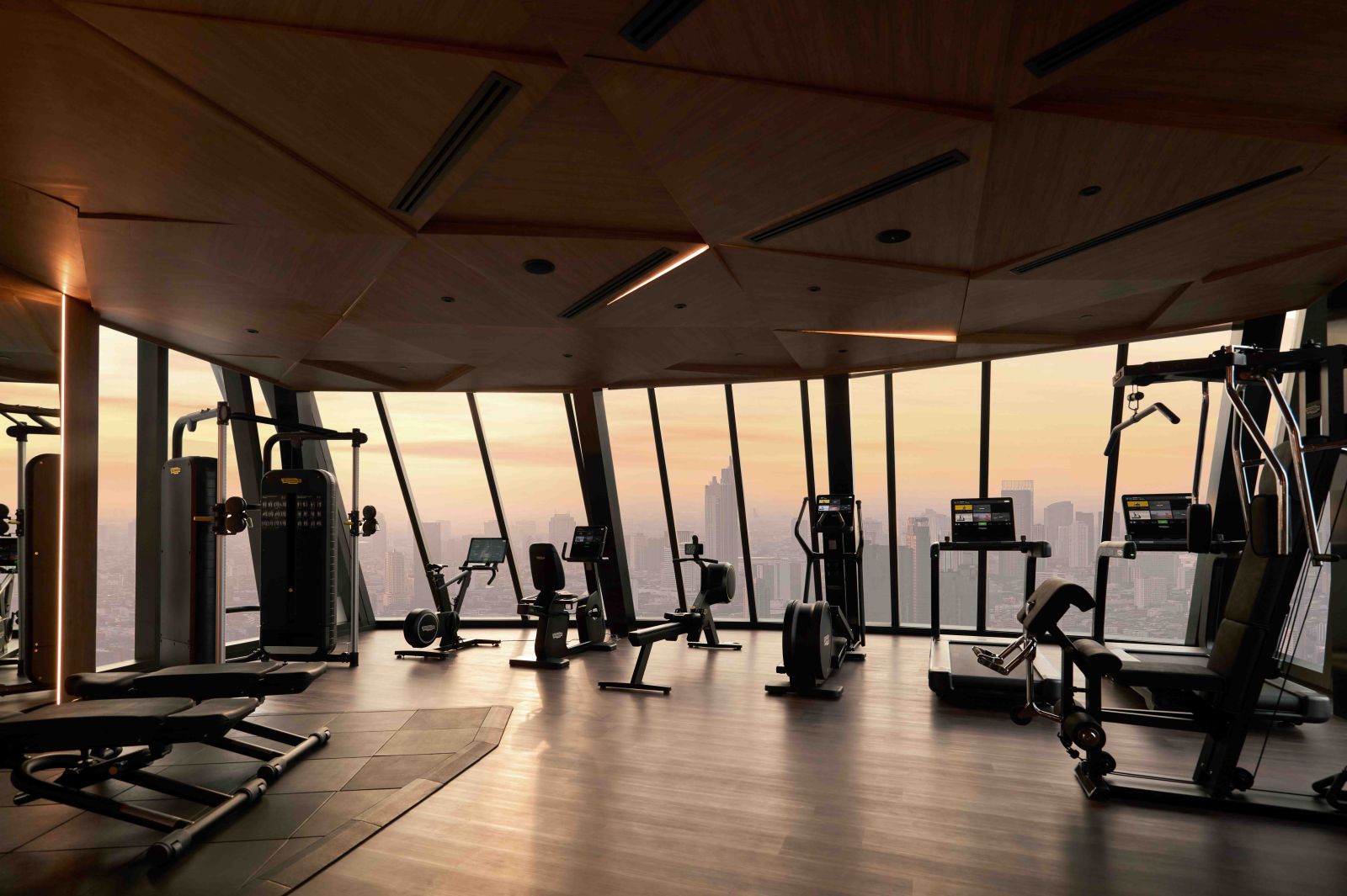 AESTIQ Thonglor สัมผัสคุณค่าของชีวิตสุดเอ็กซ์คลูซีฟ ใจกลางทองหล่อ  The Ultimate Luxury & Pet-Friendly Residence  เปิดตัวห้องตัวอย่างใหม่พร้อมเข้าชมครั้งแรกในงาน Open House 29-30 พฤศจิกายนนี้