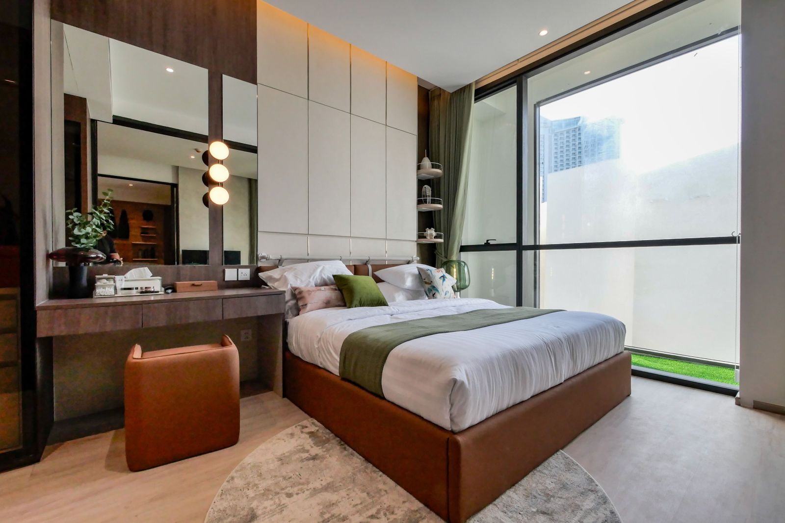 ออร์เนอร์ ไทยแลนด์ ชูโปรเจกต์ไฮไลท์ ONCE WONGAMAT กวาดยอดขายทะลุกว่า 2,000 ล้านบาท ตอกย้ำผู้นำอาณาจักรอสังหาฯ ซูเปอร์ลักชัวรี มุ่งยกระดับสู่ศูนย์กลางไลฟ์สไตล์ระดับโลก