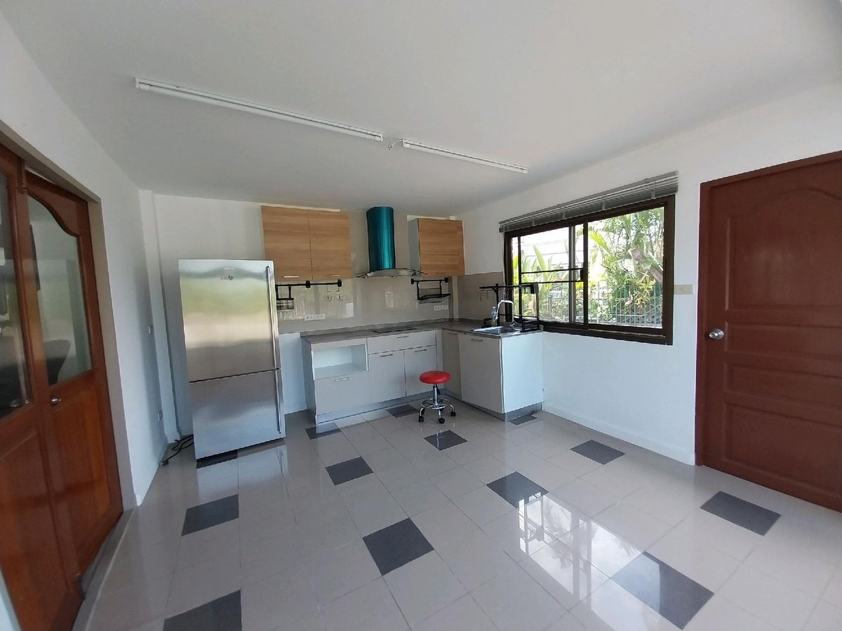 ขายบ้านพระราม 2 บางขุนเทียน : 🔥HOT SALE🔥ขายด่วน!!! บ้านเนื้อที่เยอะ ราคาถูกมาก!! 140 ตร.วา พระราม2 ขนาด 4นอน 3น้ำ+ห้องแม่บ้าน 📞099 415 2664 , 080 369 6366