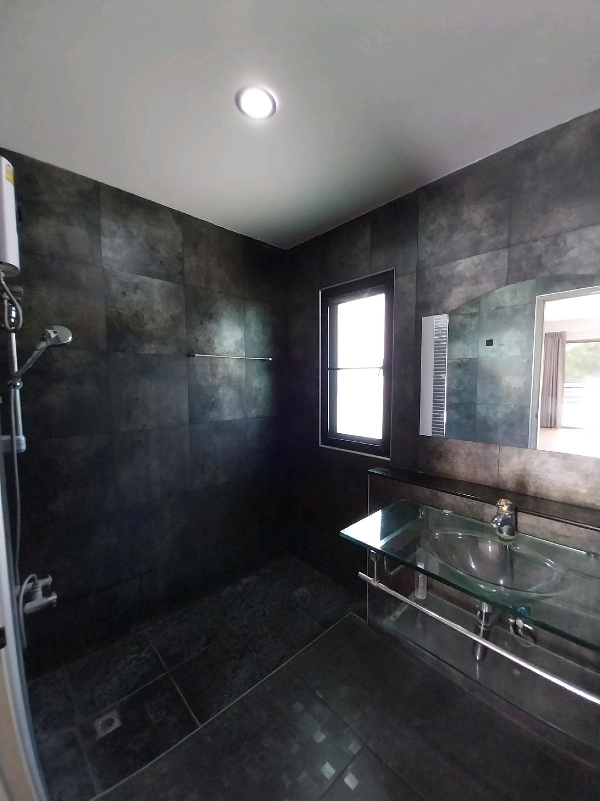 ขายบ้านพระราม 2 บางขุนเทียน : 🔥HOT SALE🔥ขายด่วน!!! บ้านเนื้อที่เยอะ ราคาถูกมาก!! 140 ตร.วา พระราม2 ขนาด 4นอน 3น้ำ+ห้องแม่บ้าน 📞099 415 2664 , 080 369 6366