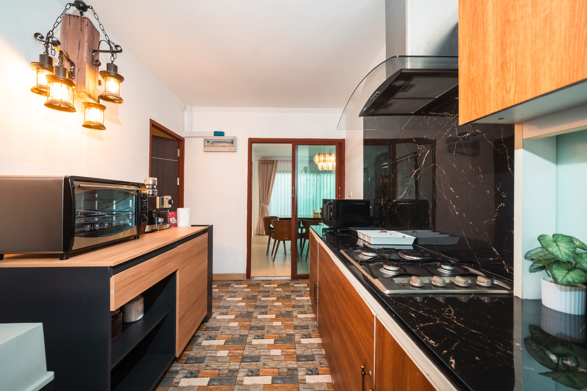 ภูเก็ต : Pool Villa 6 Bedrooms Big Pool 8*4 M. Prime Location in BangTao Phuket For Sale, Rent. Installment Payment applies.