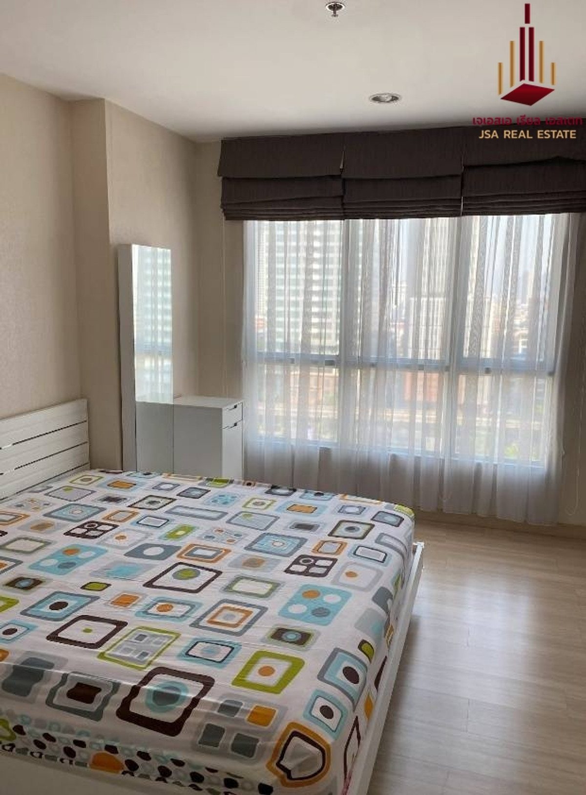 ขายคอนโดสาทร นราธิวาส : ✨ For Sale: Life @ Sathorn 10 Condo ✨  💰 Only 4,700,000 THB