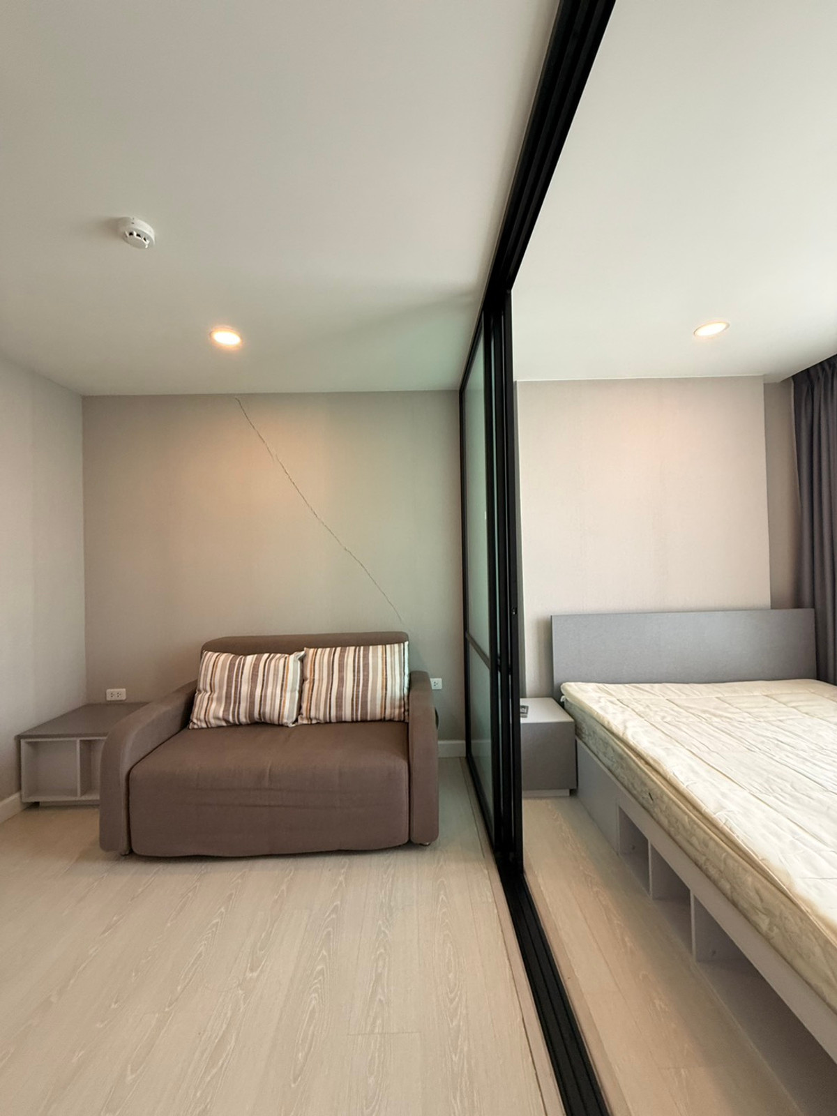 ให้เช่าคอนโดนวมินทร์ รามอินทรา : ให้เช่าคอนโด The Cube Station รามอินทรา 109 ห้องสวย พร้อมเครื่องใช้ไฟฟ้าเฟอร์นิเจอร์ครบ