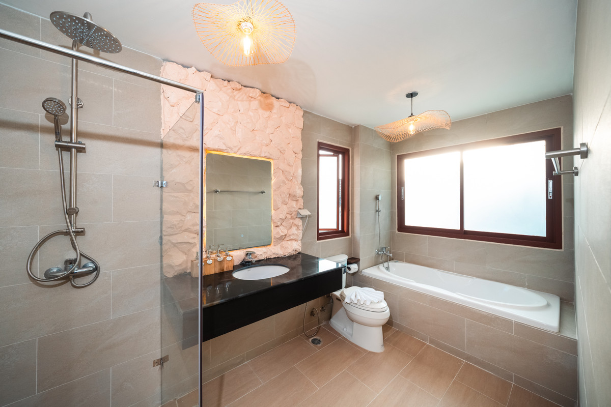 ภูเก็ต : Pool Villa 6 Bedrooms Big Pool 8*4 M. Prime Location in BangTao Phuket For Sale, Rent. Installment Payment applies.