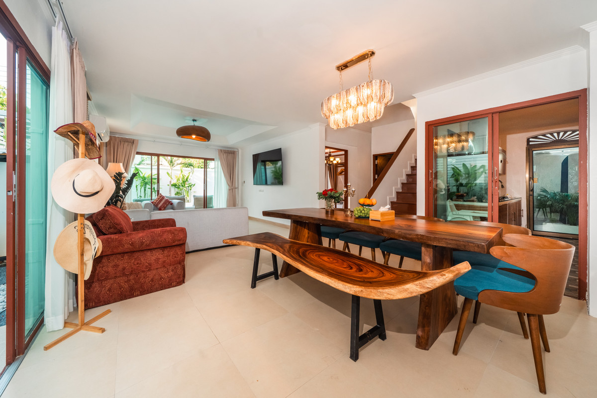 ภูเก็ต : Pool Villa 6 Bedrooms Big Pool 8*4 M. Prime Location in BangTao Phuket For Sale, Rent. Installment Payment applies.