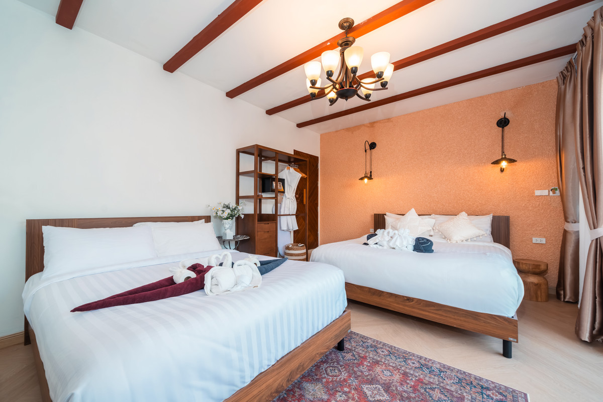 ภูเก็ต : Pool Villa 6 Bedrooms Big Pool 8*4 M. Prime Location in BangTao Phuket For Sale, Rent. Installment Payment applies.