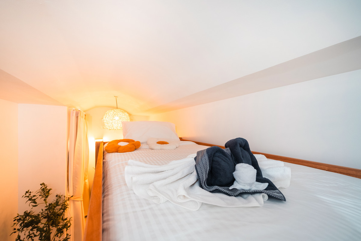 ภูเก็ต : Pool Villa 6 Bedrooms Big Pool 8*4 M. Prime Location in BangTao Phuket For Sale, Rent. Installment Payment applies.