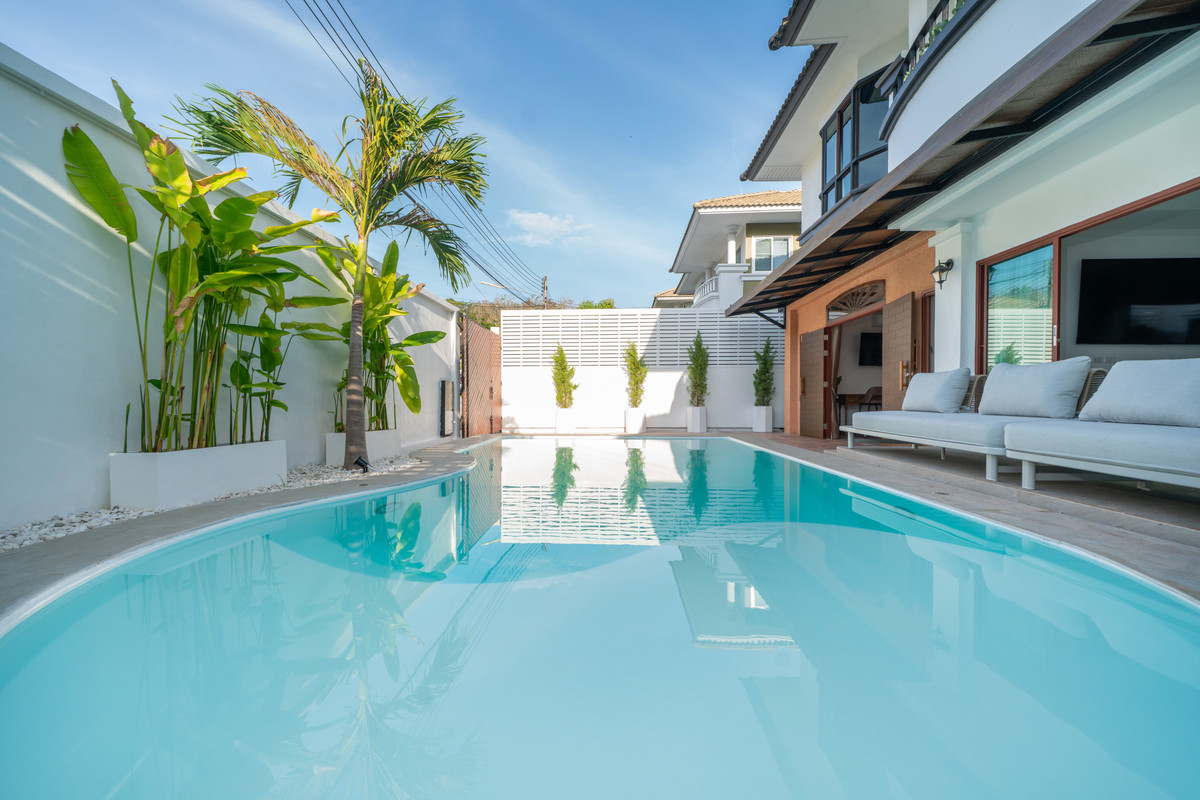 ภูเก็ต : Pool Villa 6 Bedrooms Big Pool 8*4 M. Prime Location in BangTao Phuket For Sale, Rent. Installment Payment applies.