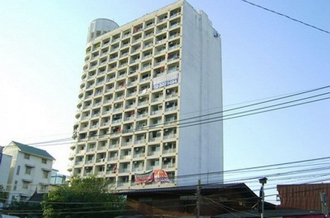 property listing  ศรีนครินทร์ เพลส