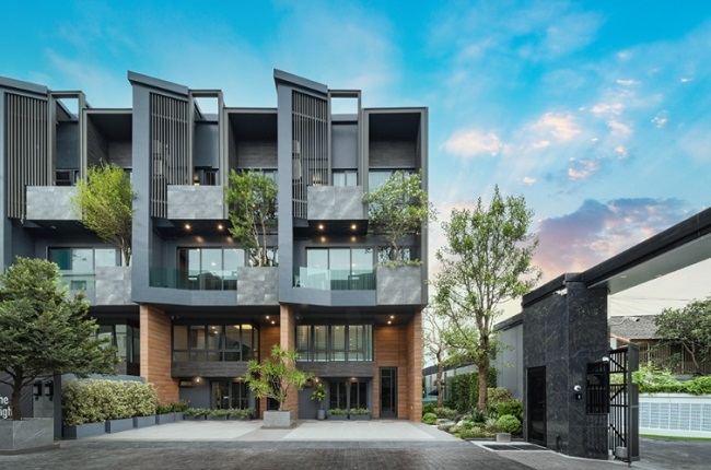 property listing  ดิ เอท จตุจักร - รัชดา