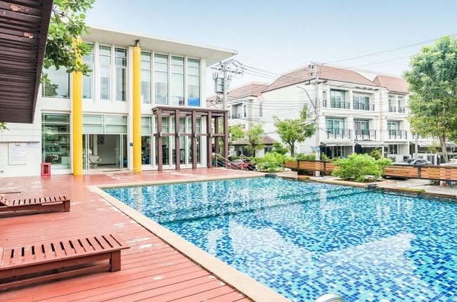 Baan Klang Muang Urbanion Sathorn - Taksin