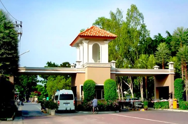 property listing  เลคไซด์วิลล่า 1