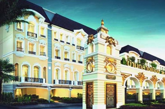 Baan Klang Muang Monte - Carlo