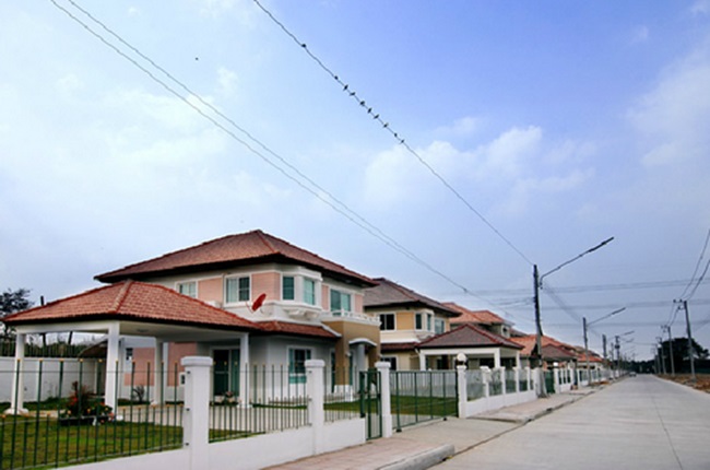 property listing  ชวนชื่น ฟลอร่าวิลล์