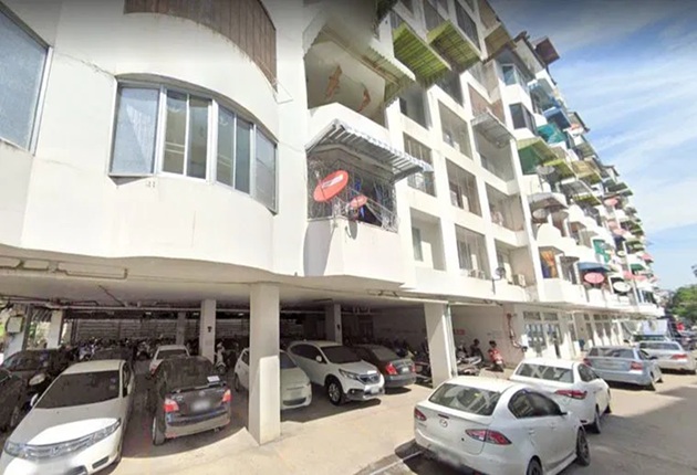 property listing  ล้านนา คอนโดมิเนียม