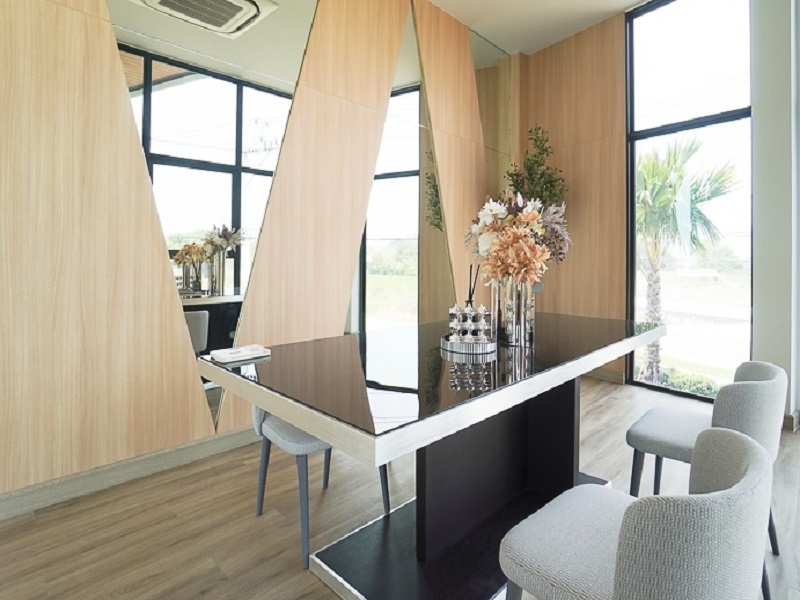 รูปภาพและวิดีโอ