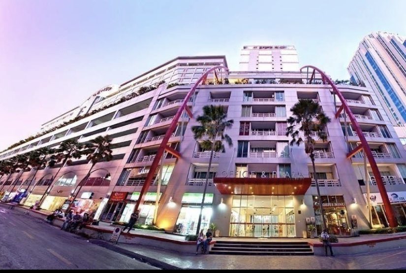 ขายคอนโดนานา : ขายด่วน ราคาทุน Trendy Condo สตูดิโอ 35 ตรม  ชั้นสูง วิวสวย  ทิศตะวันออก