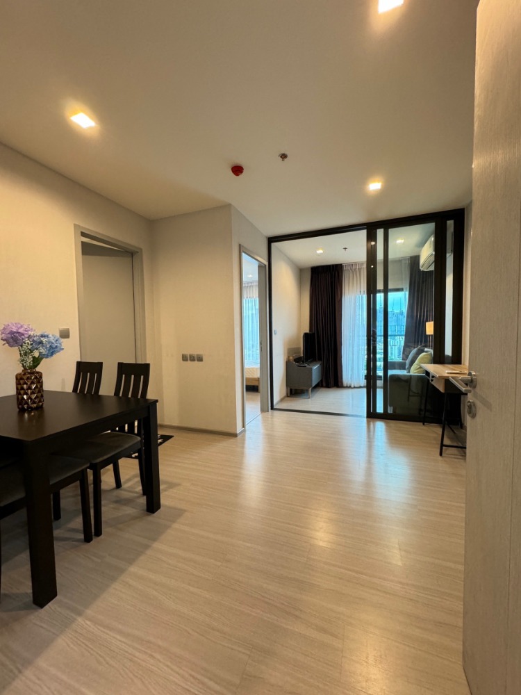 For RentCondo : 🎯ให้เช่า เครื่องใช้ไฟฟ้าครบ ทำเลดี ใกล้ทางด่วน และ BTS โครงการ Life Sukhumvit 62