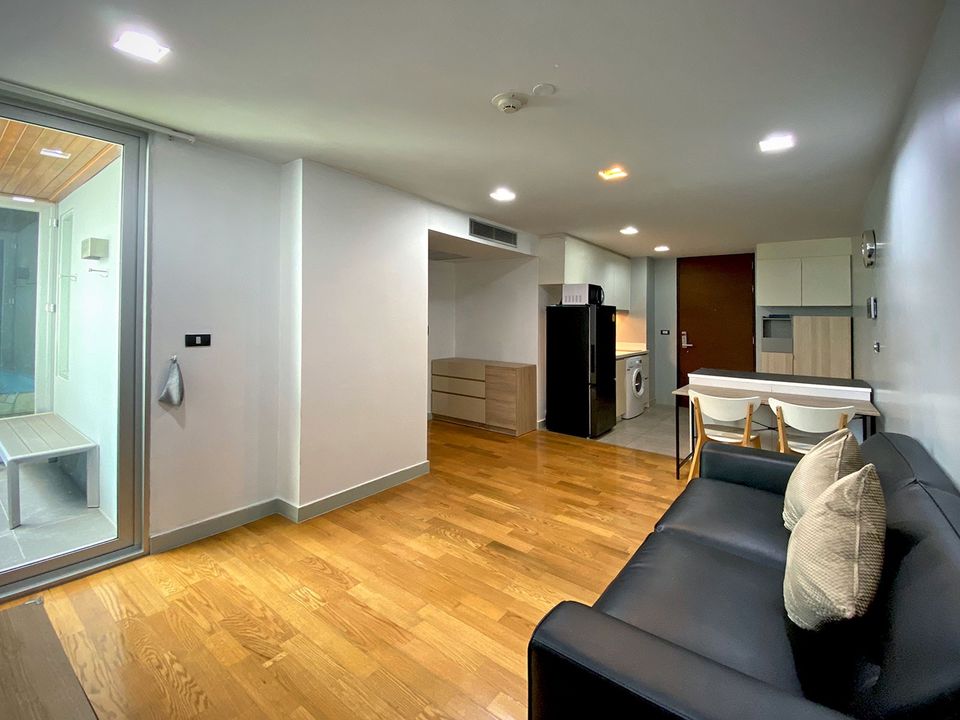 For RentCondoSilom, Saladaeng, Bangrak : for rent Quad silom 1 bed special deal !! 🌱🌱