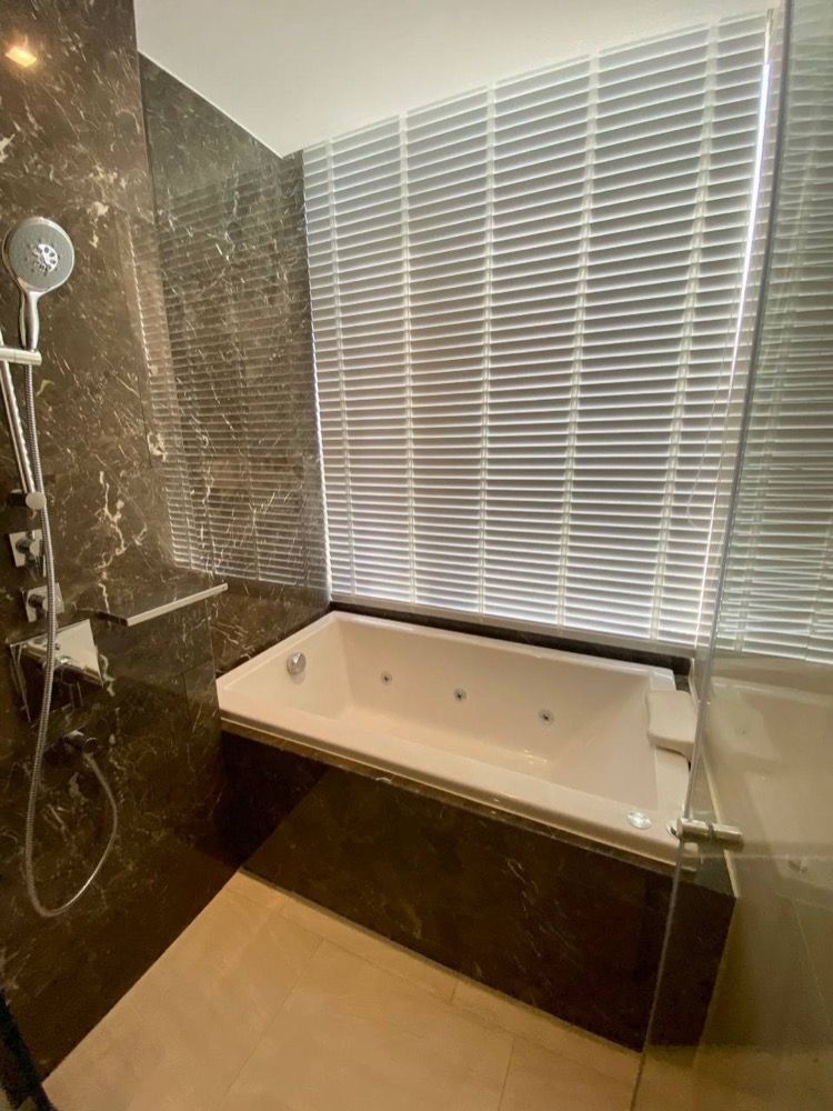 ให้เช่าคอนโดสีลม ศาลาแดง บางรัก : for rent Ashton silom 2 bed super deal !! ❤️