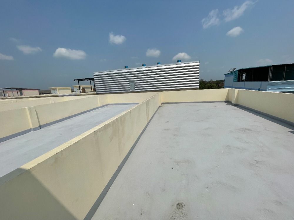 For SaleShop HousePinklao, Charansanitwong : Best price *** 3.5 storey commercial building, renovated, ready to move in, good location, next to Borommaratchachonnani Road