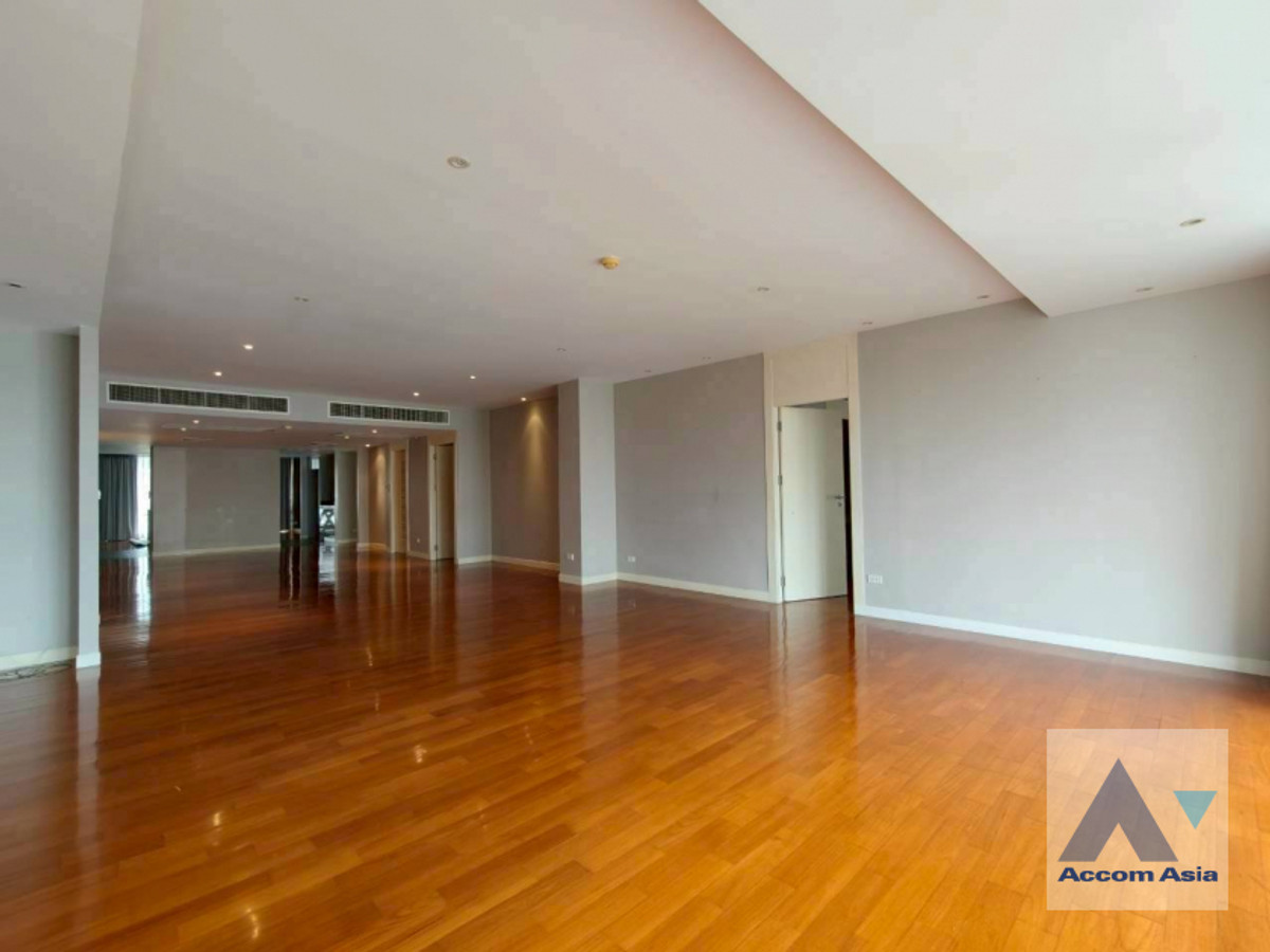 🔼AccomA🔽 Huge Terrace, Penthouse A spacious condominium with a peaceful atmosphere in the heart of the city. Loading...