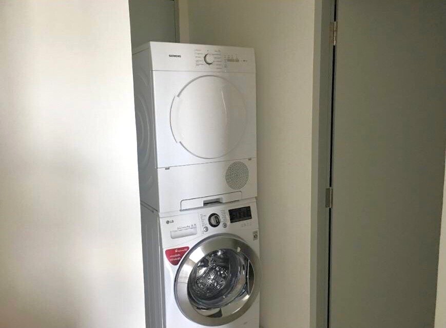 ขายคอนโดพระราม 9 เพชรบุรีตัดใหม่ RCA : S-IDMB108 ไอดีโอ โมบิ พระรามเก้า 2นอน 2น้ำ 51ตรม. ชั้น19 ** 9.5ลบ 064-959-8900