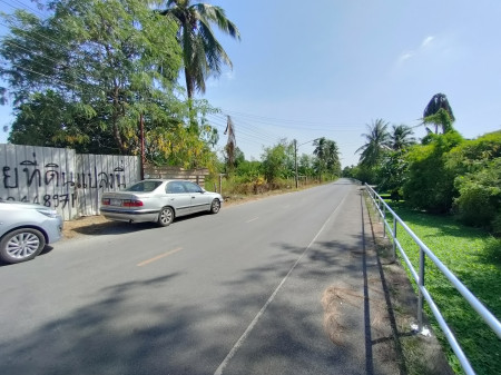 ขายที่ดินพุทธมณฑล ศาลายา : ขาย ที่ดิน ถมแล้ว2 แปลง 415 ตร.ว. กับ 187 ตร.ว. หลังโรงงานดัชมิลล์ 1 ไร่ 45 ตร.วา ติดถนนคอนกรีตกว้าง 8 เมตร