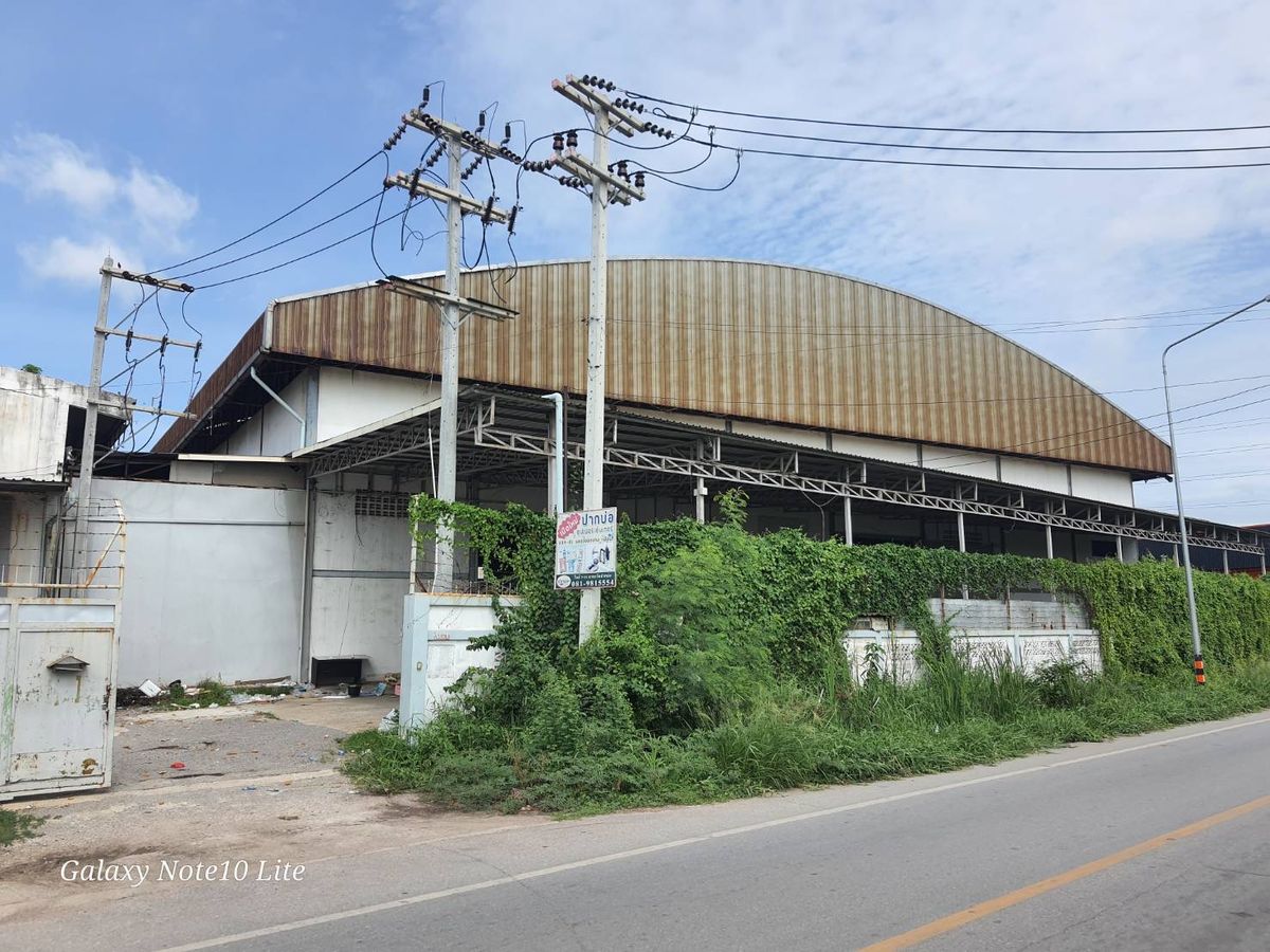 For RentWarehouseMahachai Samut Sakhon : Warehouse/office for rent, Rama 2 Road, Mueang Samut Sakhon District, Samut Sakhon Area 5,000 sq.m.