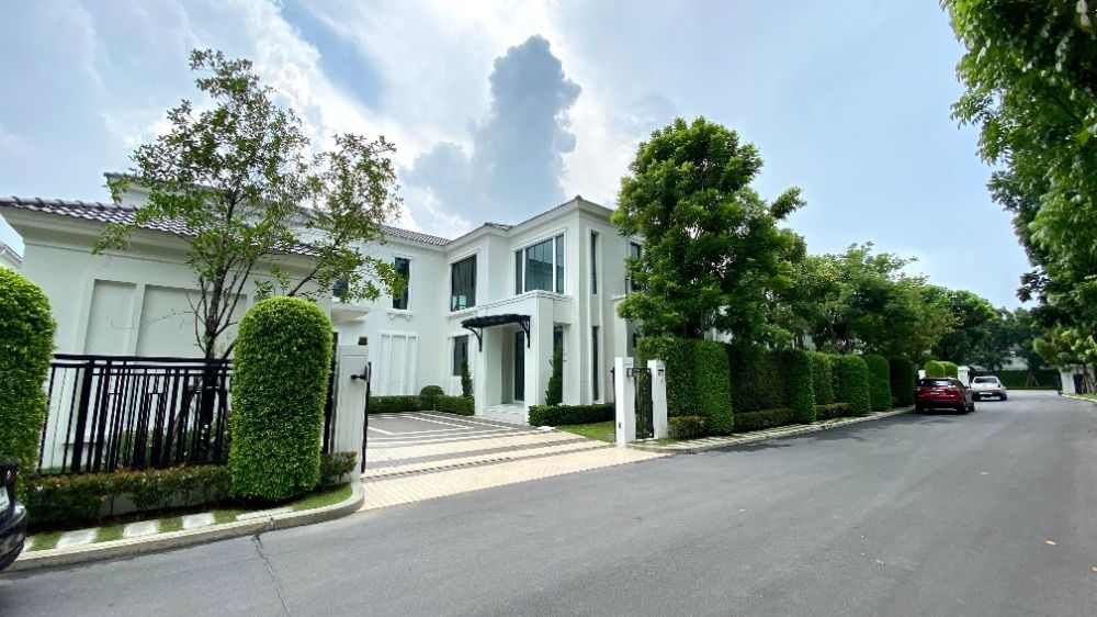 ขายบ้านพุทธมณฑล ศาลายา : ขายบ้านใหม่ นิยาม บรมราชชนนี Type กลางขายเท่าราคาเริ่มต้น ทรง Modern Classic ติดถนนใหญ่ปิ่นเกล้า - บรมราชชนนี