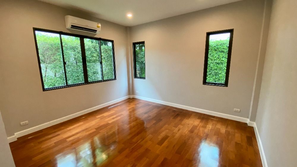 ขายบ้านพุทธมณฑล ศาลายา : ขายบ้านใหม่ นิยาม บรมราชชนนี Type กลางขายเท่าราคาเริ่มต้น ทรง Modern Classic ติดถนนใหญ่ปิ่นเกล้า - บรมราชชนนี