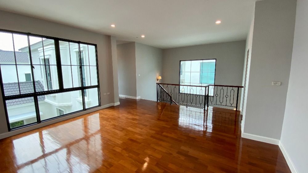 ขายบ้านพุทธมณฑล ศาลายา : ขายบ้านใหม่ นิยาม บรมราชชนนี Type กลางขายเท่าราคาเริ่มต้น ทรง Modern Classic ติดถนนใหญ่ปิ่นเกล้า - บรมราชชนนี